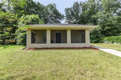 632 W Hubbard Avenue Deland FL 32720