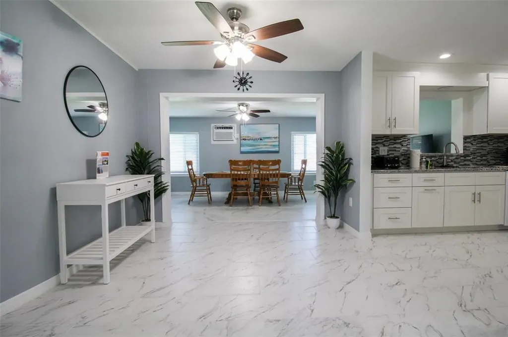 2521 Bismark Way Sarasota FL 34231