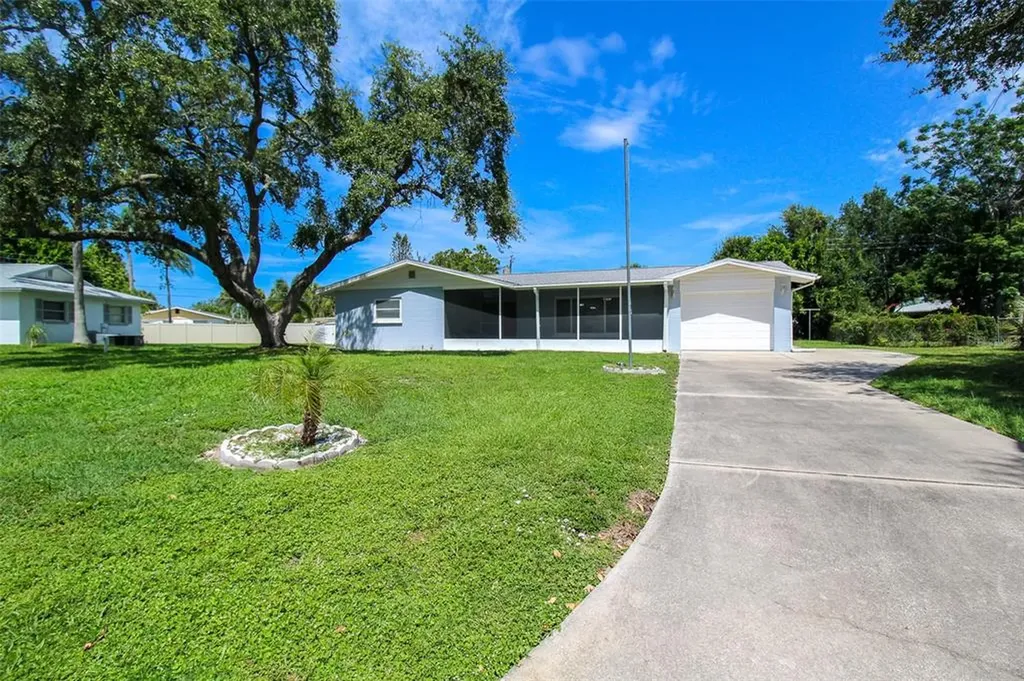 2521 Bismark Way Sarasota FL 34231