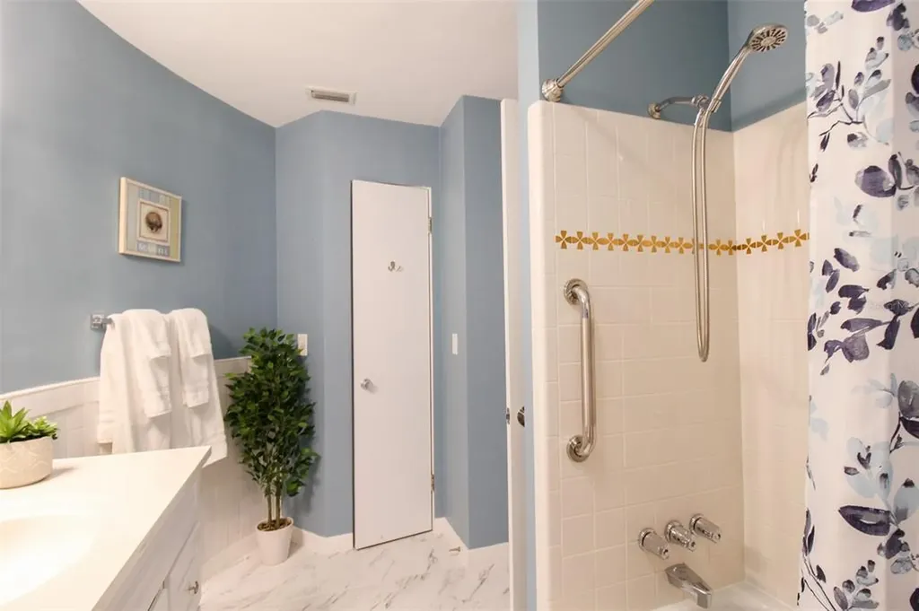 2521 Bismark Way Sarasota FL 34231