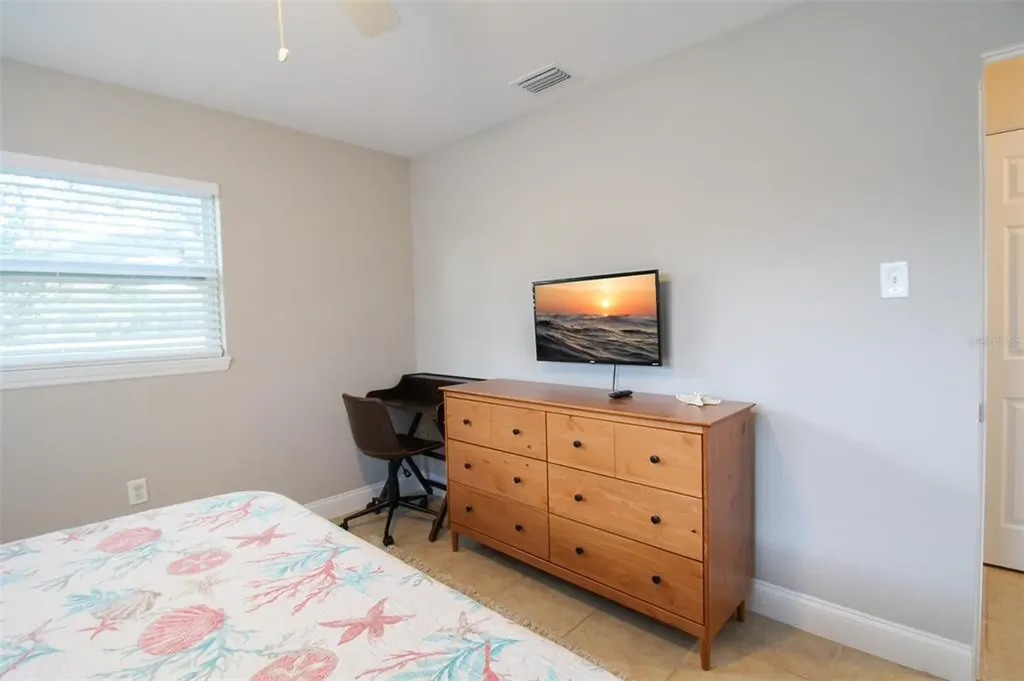 5005 Bee Ridge Road Sarasota FL 34233