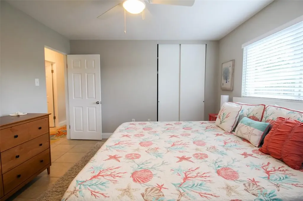 5005 Bee Ridge Road Sarasota FL 34233