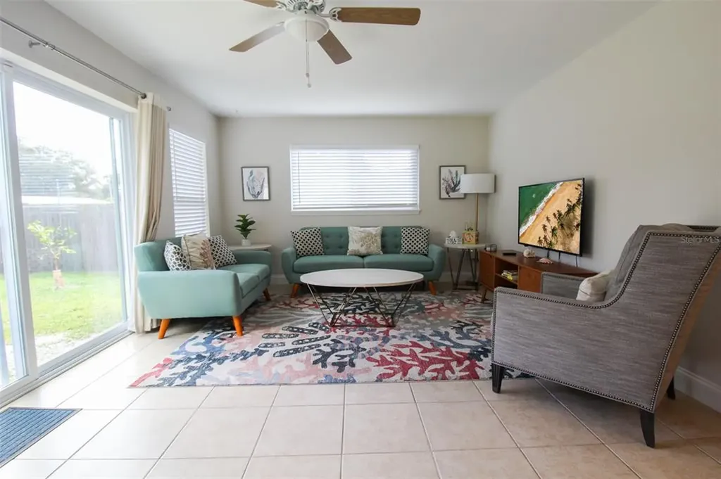 5005 Bee Ridge Road Sarasota FL 34233
