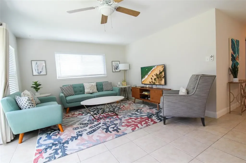 5005 Bee Ridge Road Sarasota FL 34233