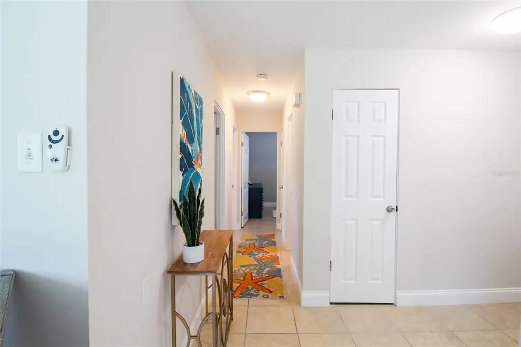 5005 Bee Ridge Road Sarasota FL 34233