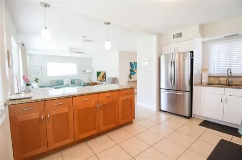 5005 Bee Ridge Road Sarasota FL 34233