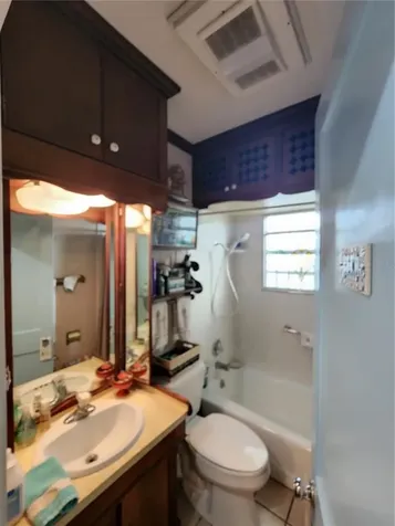 1913 W Aileen Street Tampa FL 33607