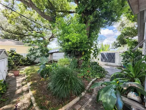 1913 W Aileen Street Tampa FL 33607