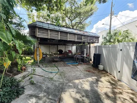 1913 W Aileen Street Tampa FL 33607