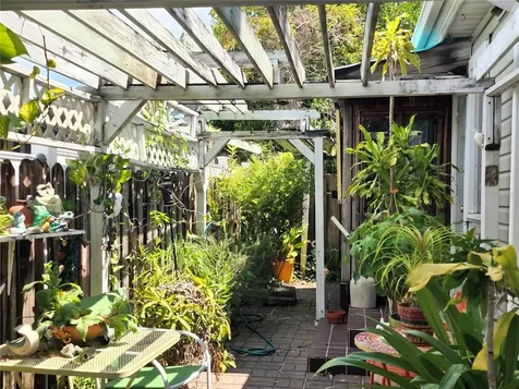 1913 W Aileen Street Tampa FL 33607