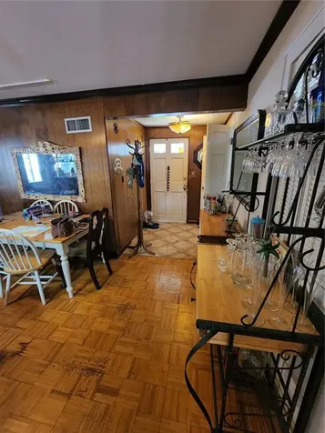 1913 W Aileen Street Tampa FL 33607