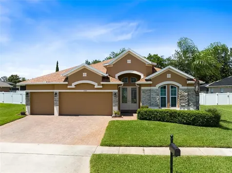 2312 Emerald Rose Way Apopka FL 32712