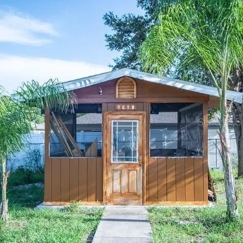 1055 Mansfield Road Tavares FL 32778