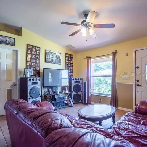 1055 Mansfield Road Tavares FL 32778