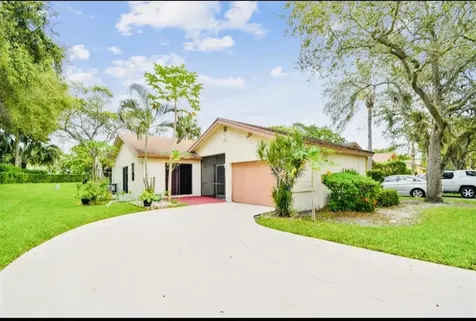 4393 Acacia Circle Coconut Creek FL 33066