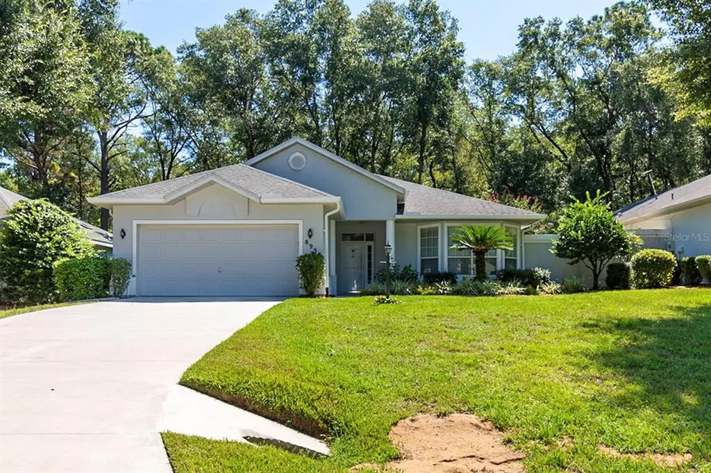8939 SW 192nd Court Road Dunnellon FL 34432