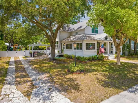 212 28th Street W Bradenton FL 34205