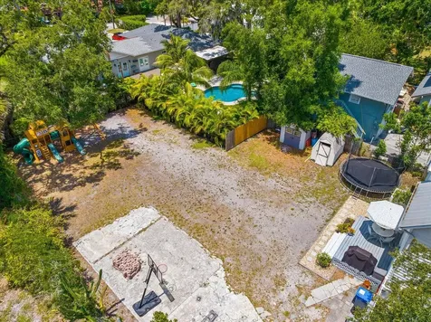212 28th Street W Bradenton FL 34205