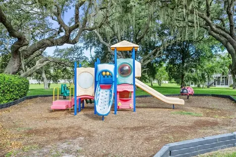 8208 Down Royal Road Tampa FL 33610