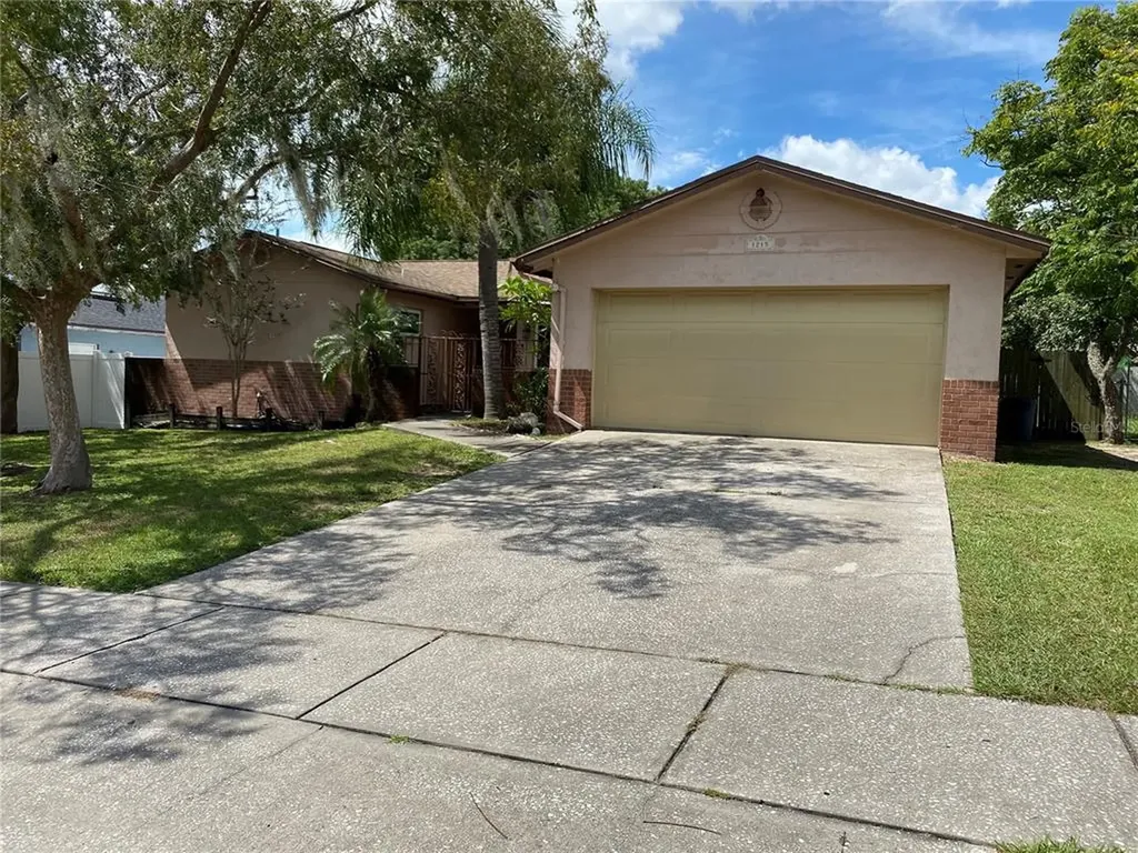 1215 Croydonwood Circle Brandon FL 33510