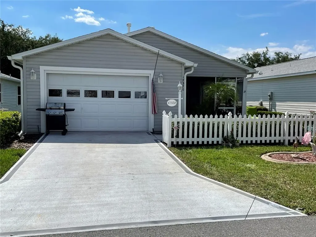 17370 SE 82nd Roslyn Court The Villages FL 32162