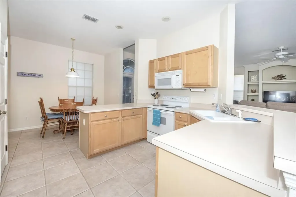5123 51st Lane W Bradenton FL 34210