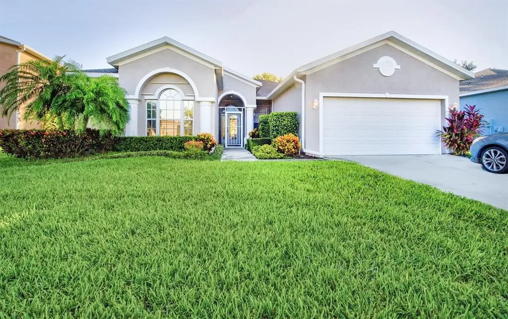 5123 51st Lane W Bradenton FL 34210