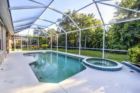 5123 51st Lane W Bradenton FL 34210