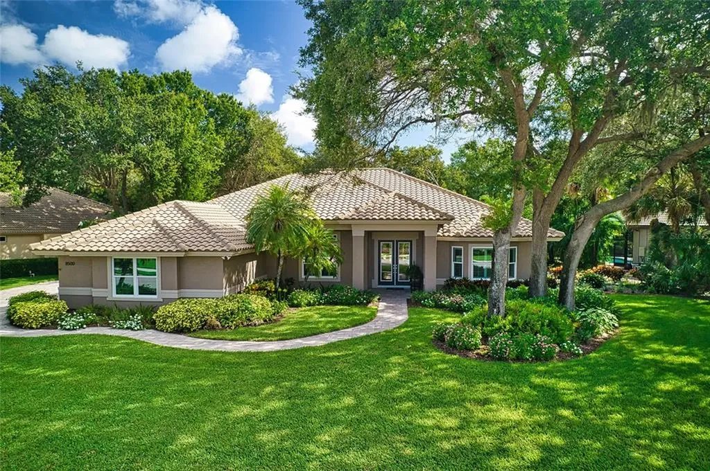 8500 Woodbriar Drive Sarasota FL 34238