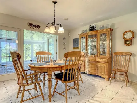 5201 Marion County Road Weirsdale FL 32195
