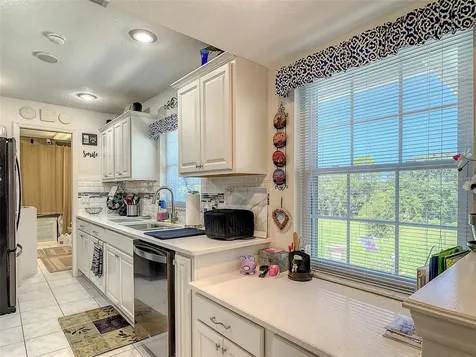 5201 Marion County Road Weirsdale FL 32195