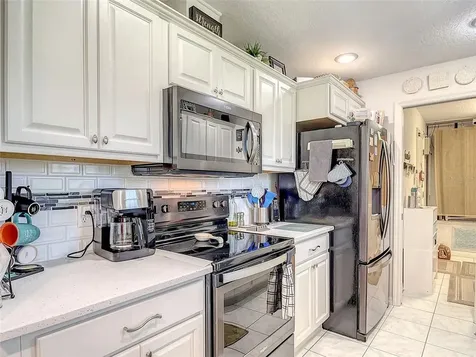 5201 Marion County Road Weirsdale FL 32195