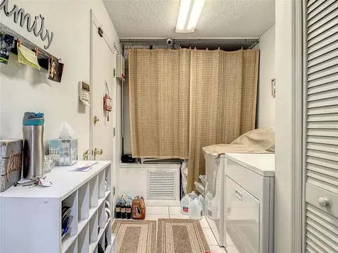 5201 Marion County Road Weirsdale FL 32195