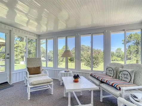 5201 Marion County Road Weirsdale FL 32195