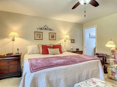 5201 Marion County Road Weirsdale FL 32195