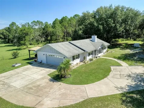5201 Marion County Road Weirsdale FL 32195