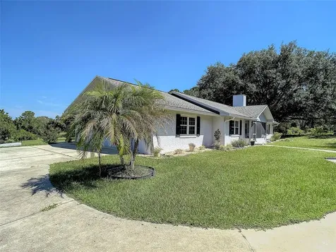 5201 Marion County Road Weirsdale FL 32195