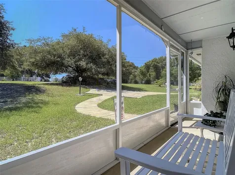 5201 Marion County Road Weirsdale FL 32195