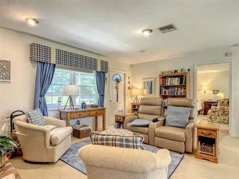 5201 Marion County Road Weirsdale FL 32195