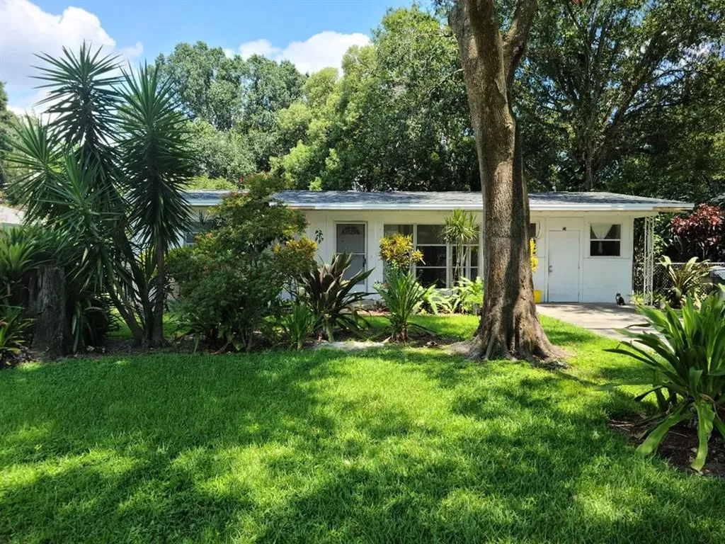 97 Center Street Winter Haven FL 33880