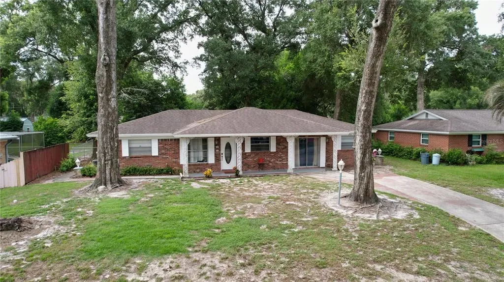 280 W Gardenia Drive Orange City FL 32763