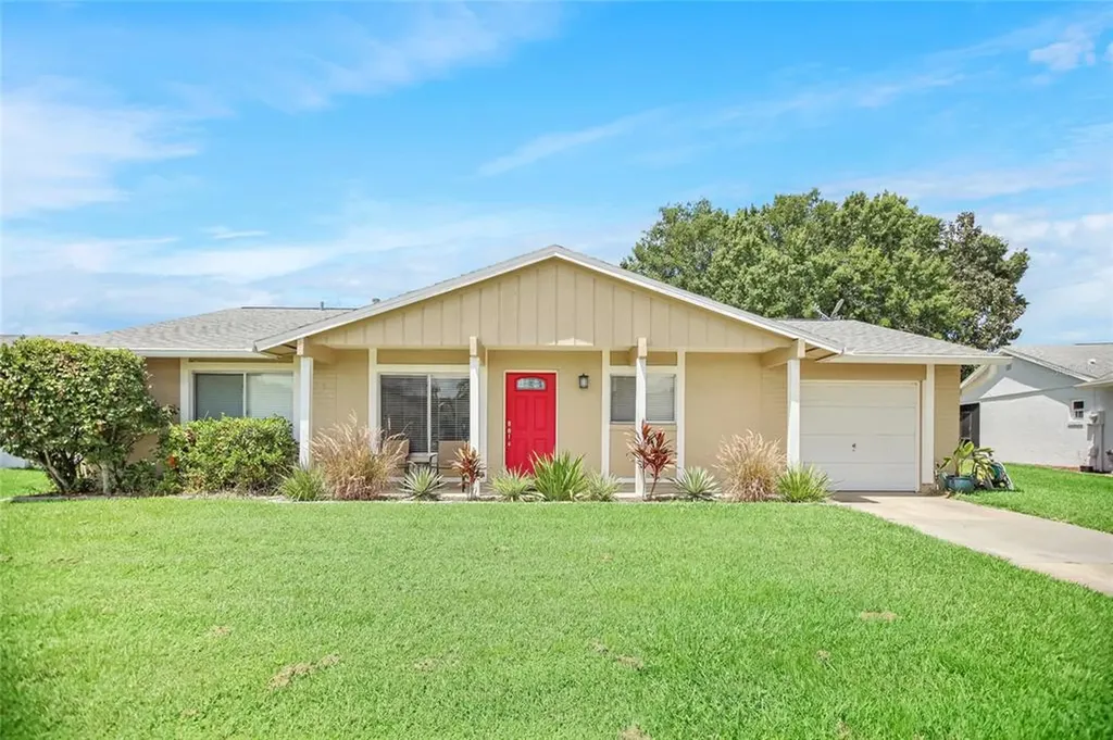 10526 Linger Lane Orlando FL 32821