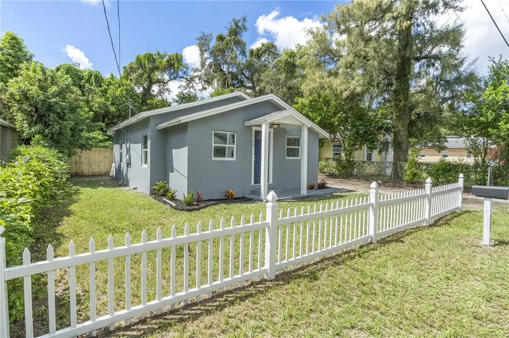 1703 E New Orleans Avenue Tampa FL 33610