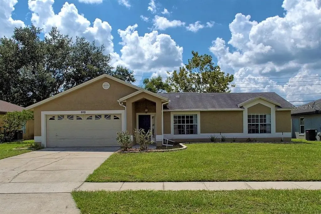 812 Cloyd Dairy Loop Orlando FL 32825