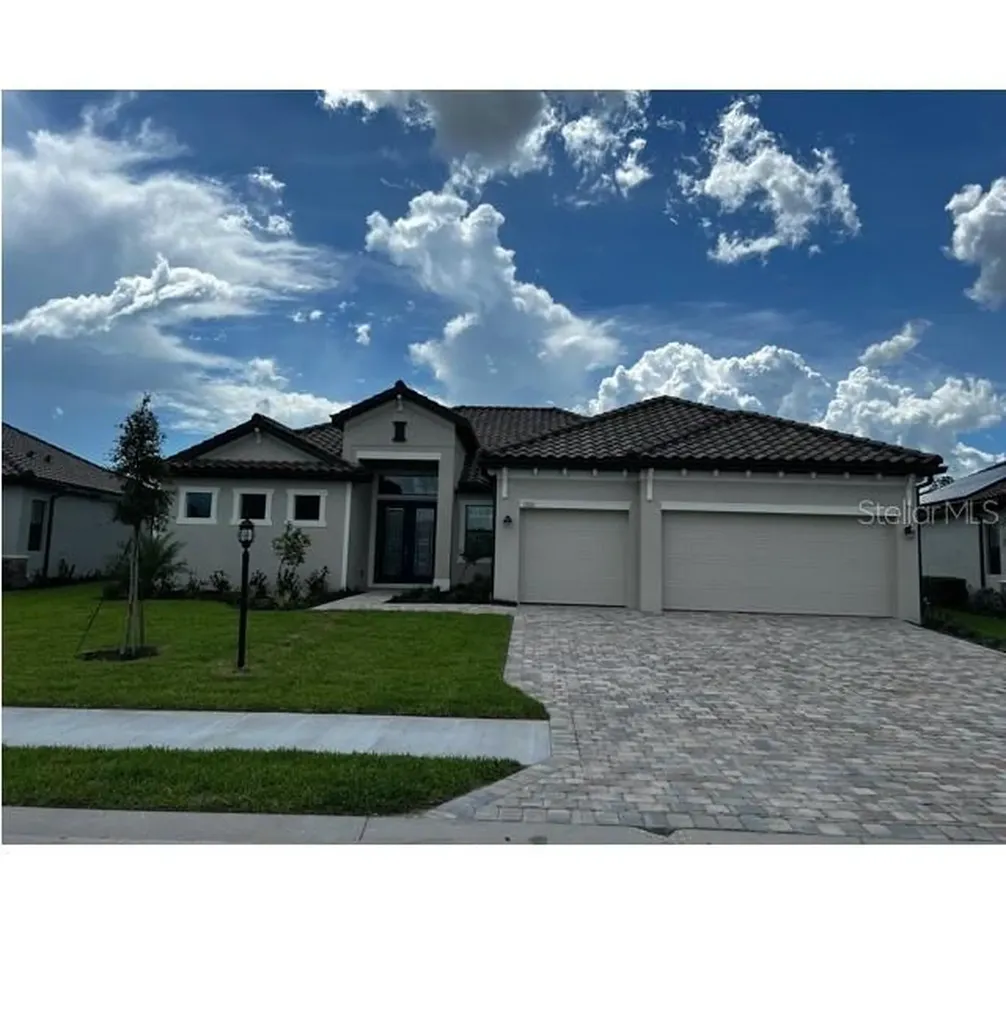 17021 Polo Trail Lakewood Ranch FL 34211