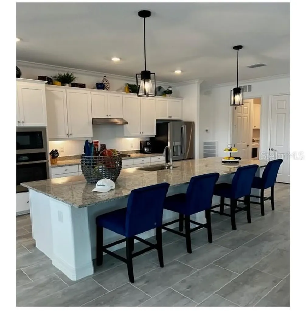 17021 Polo Trail Lakewood Ranch FL 34211