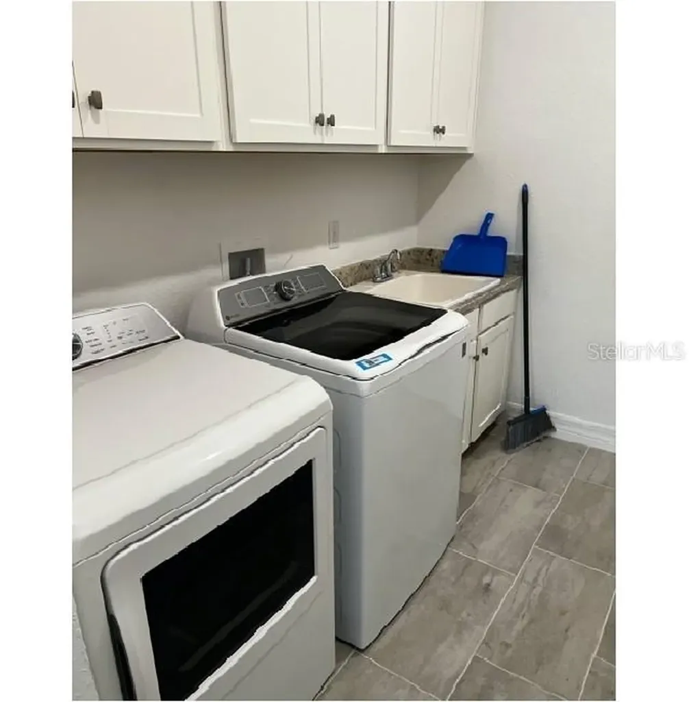 17021 Polo Trail Lakewood Ranch FL 34211