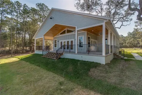 221 Ashley Lake Drive Melrose FL 32666