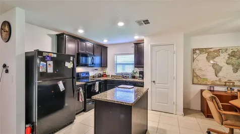 2786 Flynn Street Deltona FL 32738