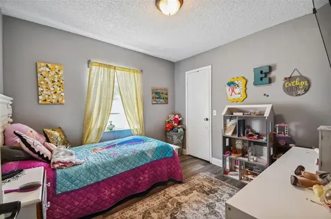 9906 Sir Frederick Street Tampa FL 33637